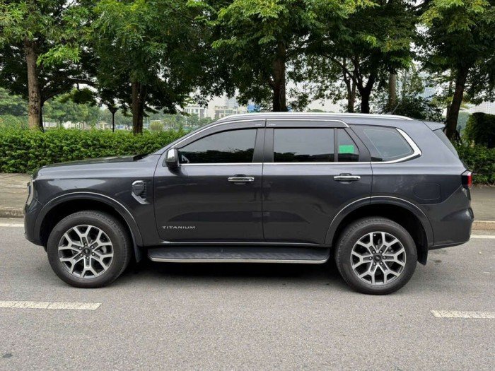 Ford Everest Titanium 2024