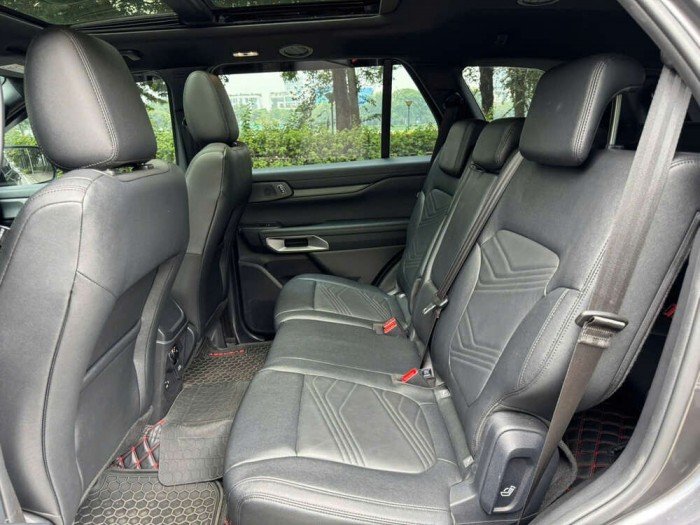 Ford Everest Titanium 2024