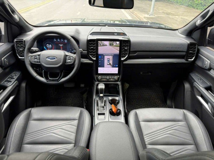 Ford Everest Titanium 2024