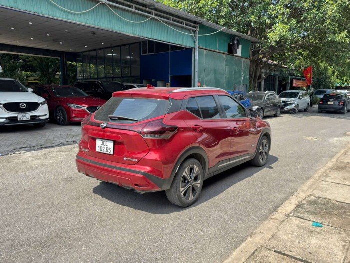Nissan Kicks e-power đỏ 2022 Nissan Kicks e-power đỏ 2022