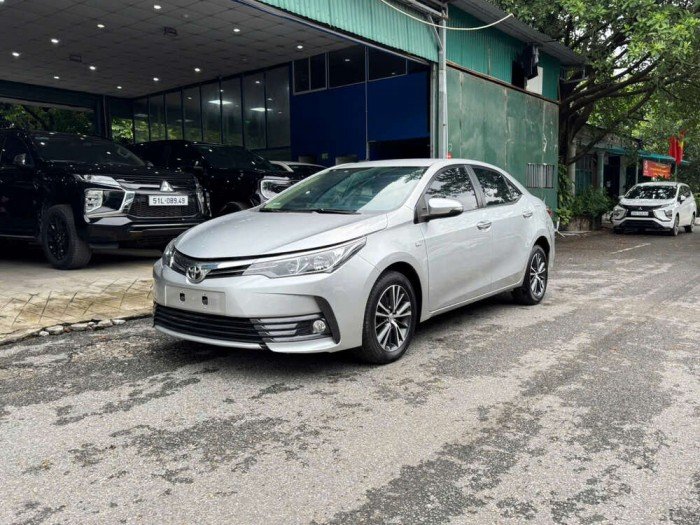 Toyota Corolla Altis 1.8G CVT 2017 model 2018 Toyota Corolla Altis 1.8G CVT 2017 model 2018