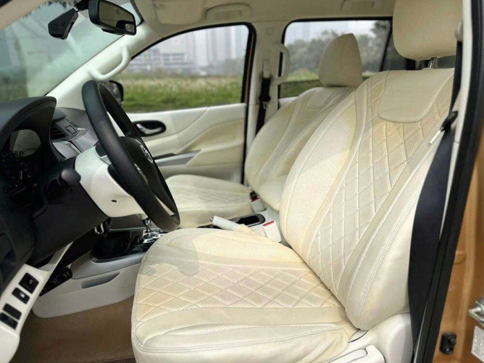 Nissan terra E máy xăng 1 cầu 2018