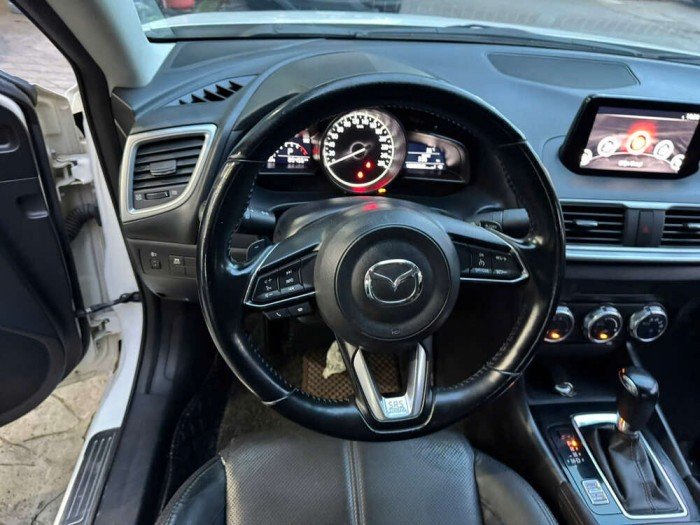 Mazda 3 2018 sedan Mazda 3 2018 sedan