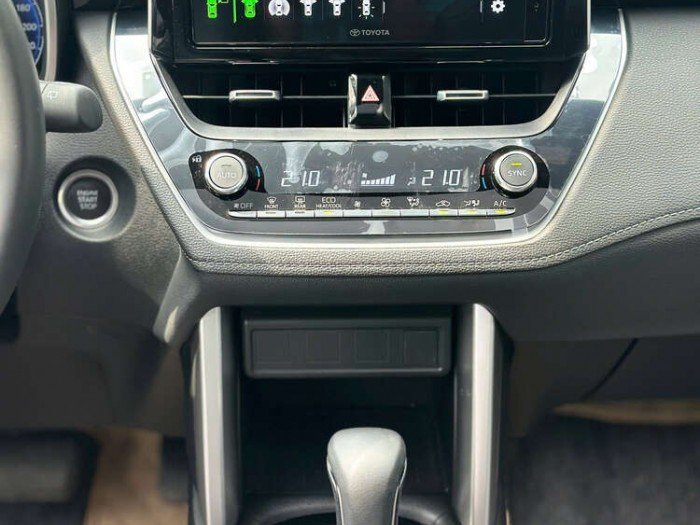 Toyota Corolla Cross 2024 1.8V Toyota Corolla Cross 2024 1.8V