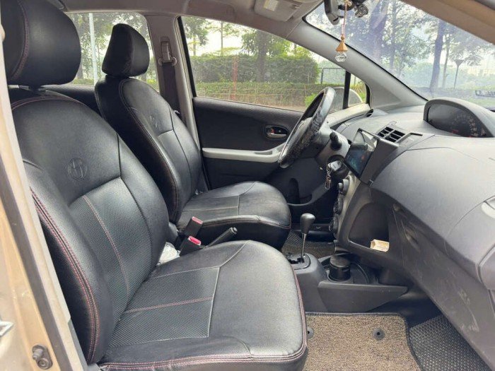Toyota Yaris 2010