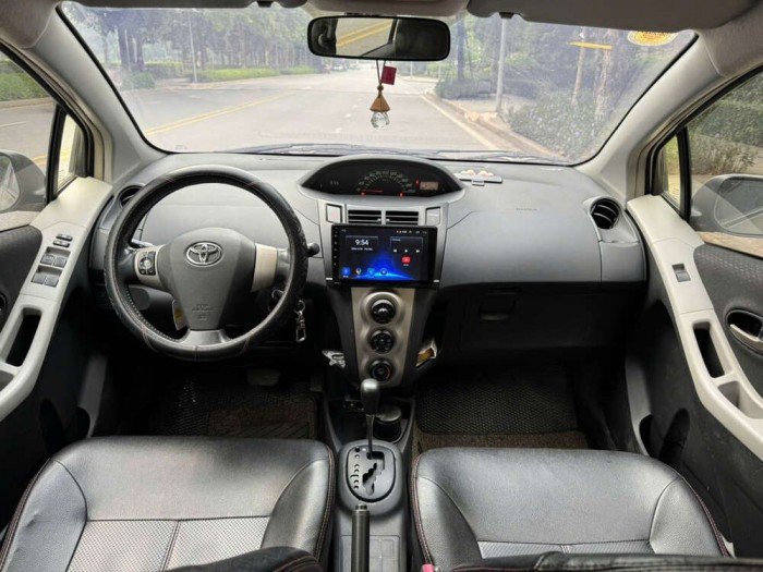 Toyota Yaris 2010