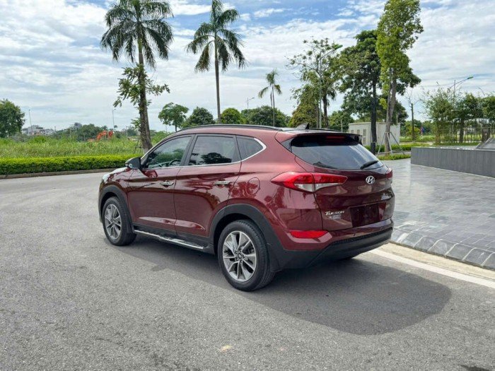 Hyundai Tucson 2.0 đặc biệt 2018
