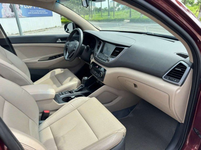 Hyundai Tucson 2.0 đặc biệt 2018