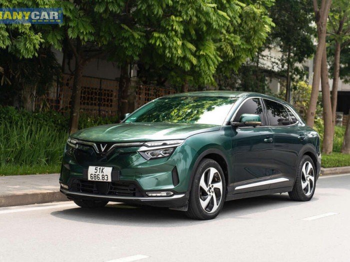 VinFast VF8 sx 2023 bản eco