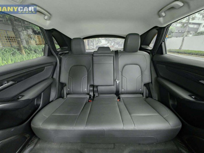 VinFast VF8 sx 2023 bản eco