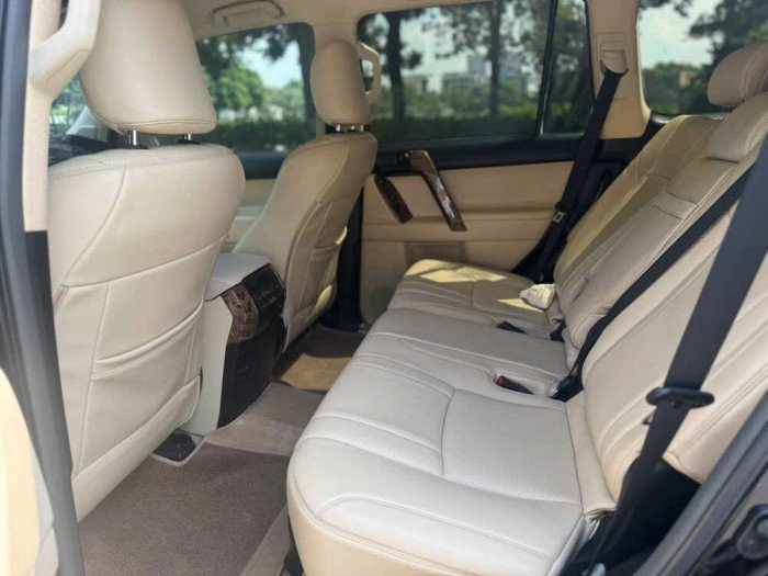 Toyota Land Cruiser Prado TXL 2010