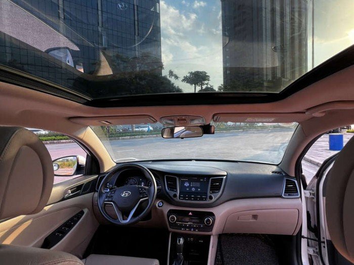 Hyundai Tucson 2018 bản đủ