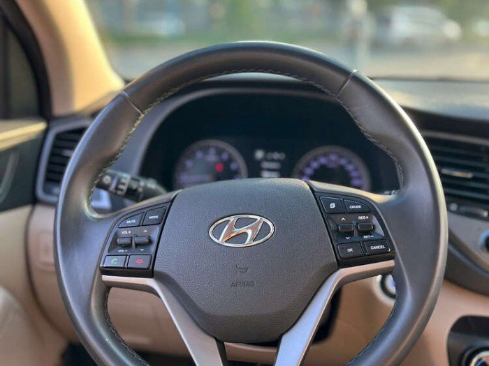 Hyundai Tucson 2018 bản đủ