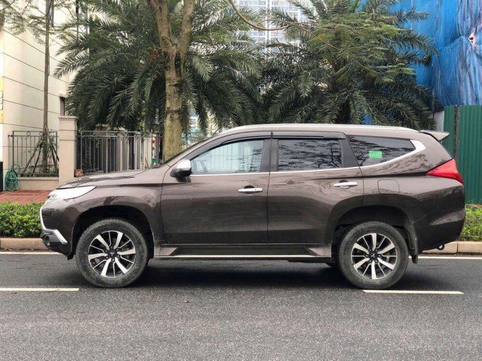 Mitsubishi Pajero Sport AT Dầu 1 cầu 2018