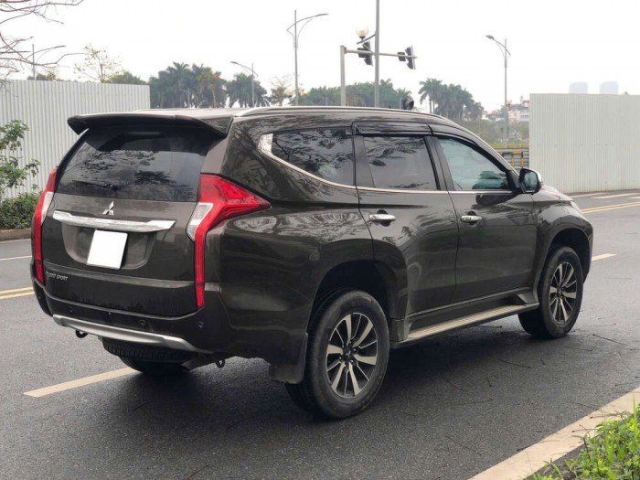 Mitsubishi Pajero Sport AT Dầu 1 cầu 2018