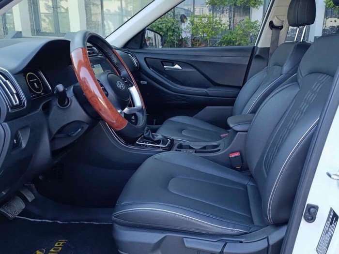 Creta cao cấp 2023