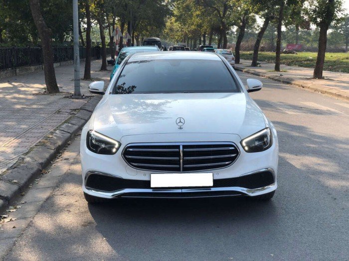 E200 Exclusive 2021 E200 Exclusive 2021