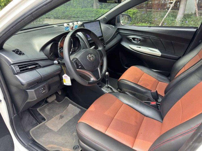 Toyota Yaris 1.3G 2014 Toyota Yaris 1.3G 2014
