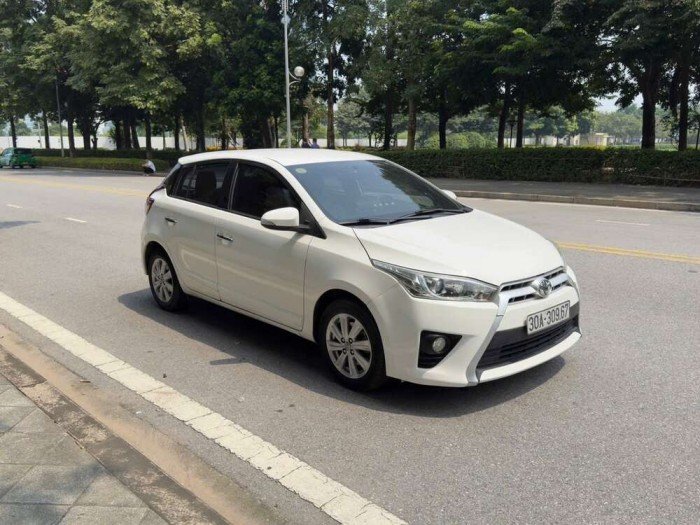Toyota Yaris 1.3G 2014 Toyota Yaris 1.3G 2014