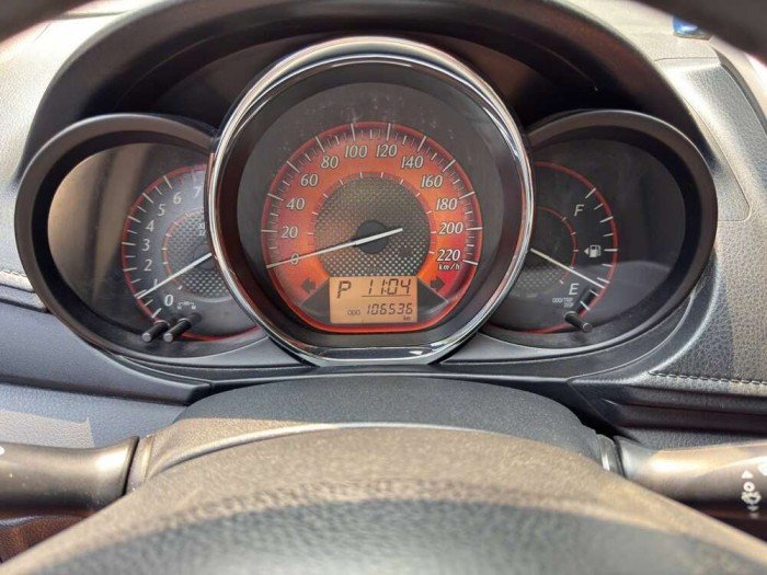 Toyota Yaris 1.3G 2014 Toyota Yaris 1.3G 2014
