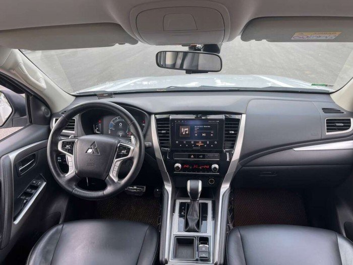 Mitsubishi Pajero Sport 2.4AT 2021