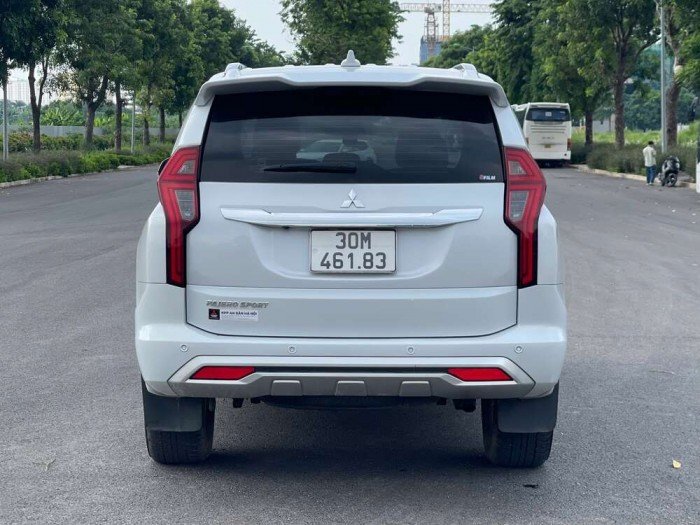 Mitsubishi Pajero Sport 2.4AT 2021