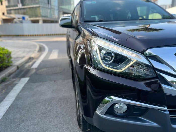 Isuzu Mux 1.9AT 2018