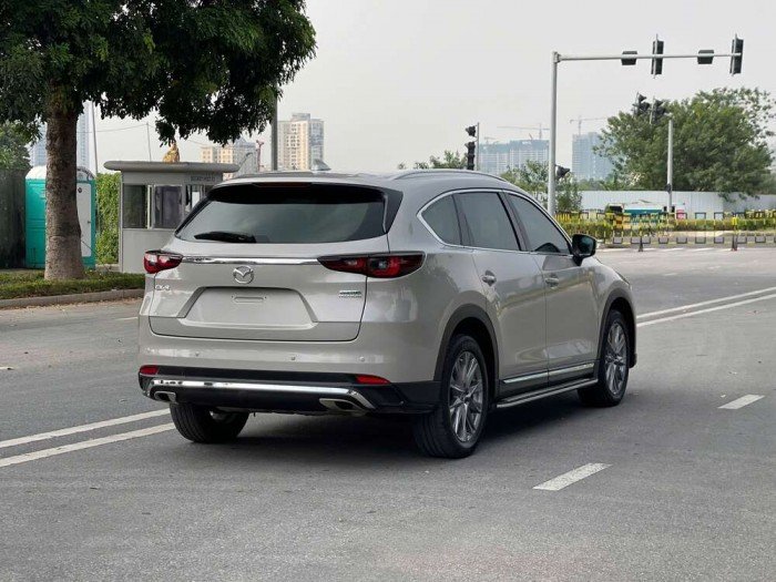 Mazda CX8 Premium sx 2025 - 3 vạn Sơn zin cả xe