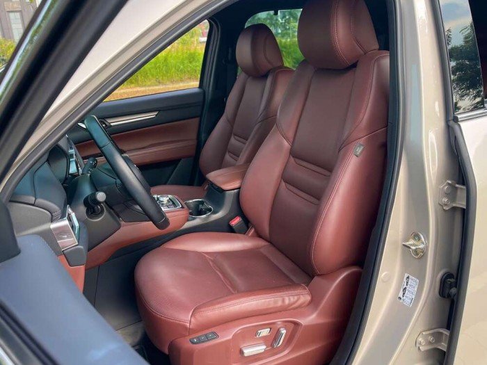 Mazda CX8 Premium sx 2025 - 3 vạn Sơn zin cả xe