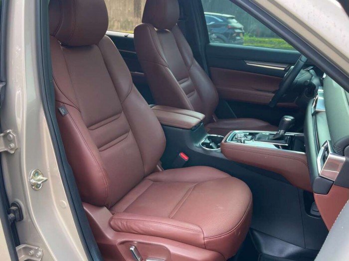 Mazda CX8 Premium sx 2025 - 3 vạn Sơn zin cả xe