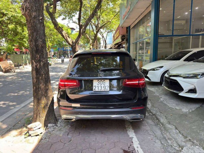 Mercedes - Benz GLC 200 2019 đk 2020