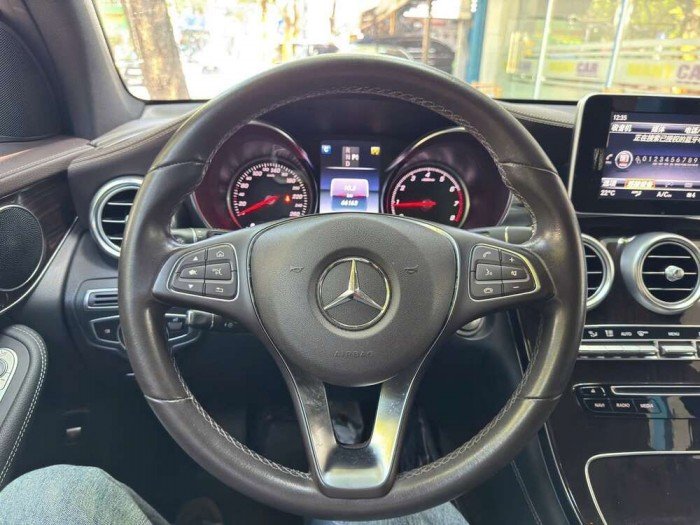 Mercedes - Benz GLC 200 2019 đk 2020