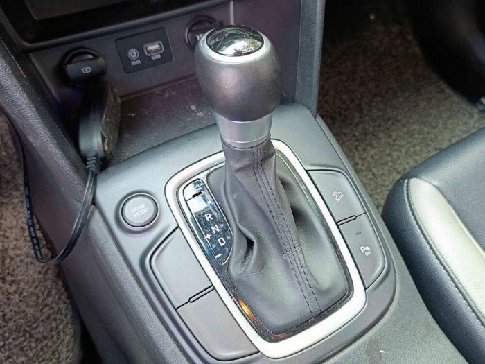 Kona 2021 tiêu chuẩn