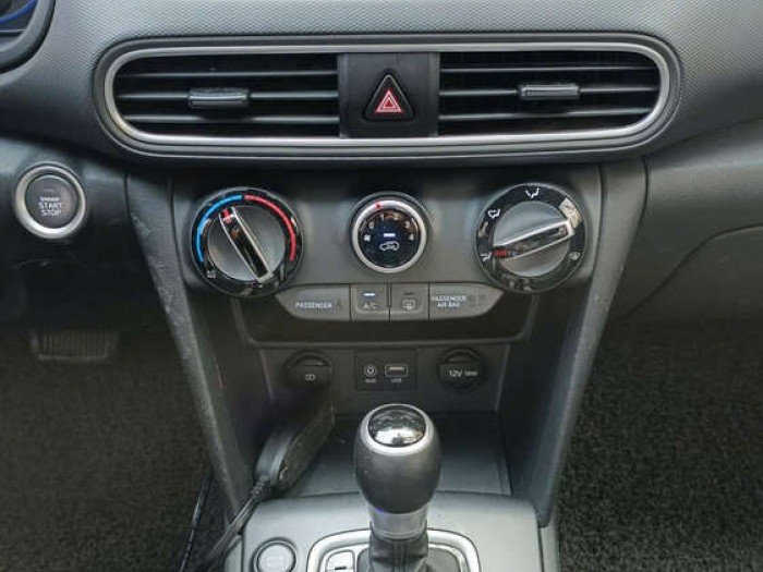 Kona 2021 tiêu chuẩn