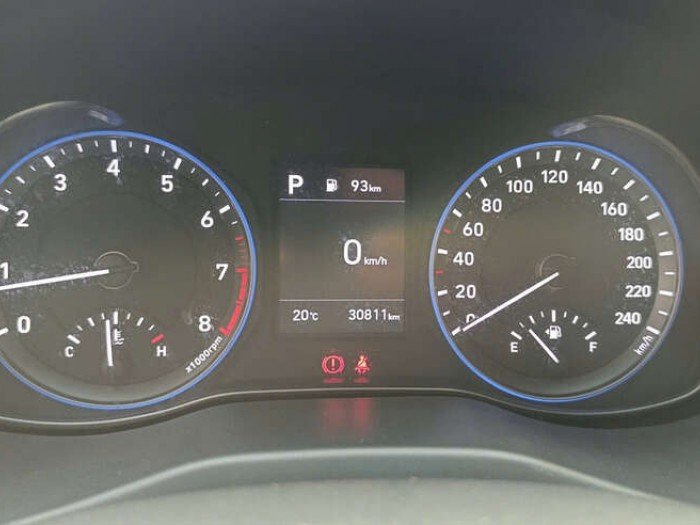 Kona 2021 tiêu chuẩn