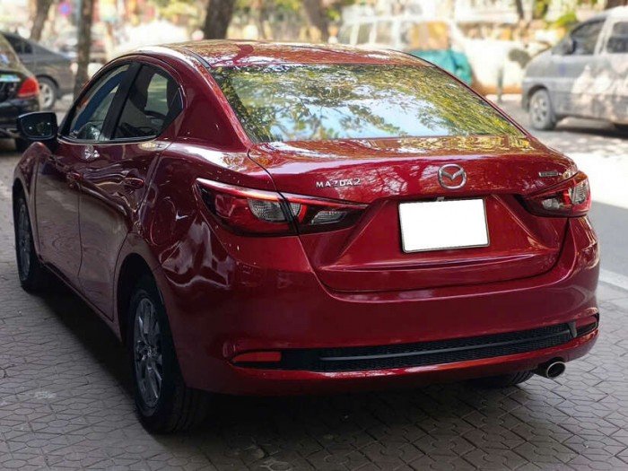 Mazda 2 sedan 2021