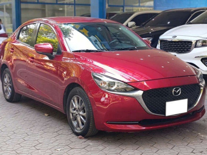 Mazda 2 sedan 2021