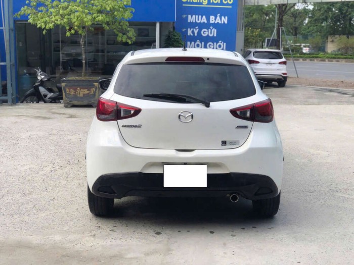 Mazda 2 sport 2015