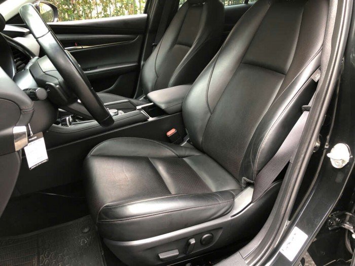 Mazda 3 Luxury 2023 Mazda 3 Luxury 2023
