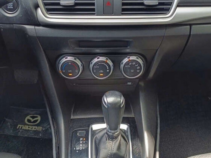 MAZDA 3 SEDAN 2018