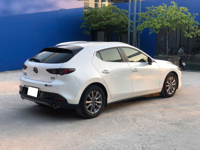 Mazda 3 sport luxury 2020