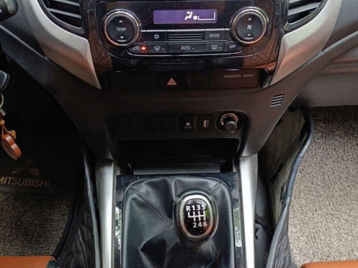 Pajero sport 2.4L 2018 MT