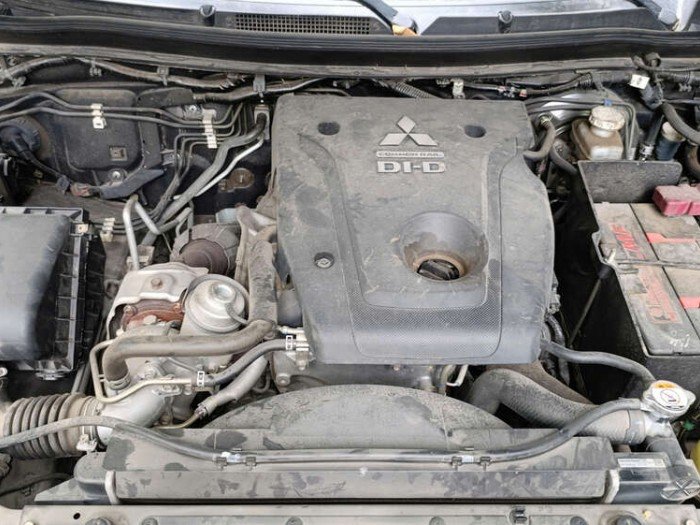 Pajero sport 2.4L 2018 MT