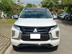 Pajero sport 2.4 4x4 4WD 2023 Pajero sport 2.4 4x4 4WD 2023