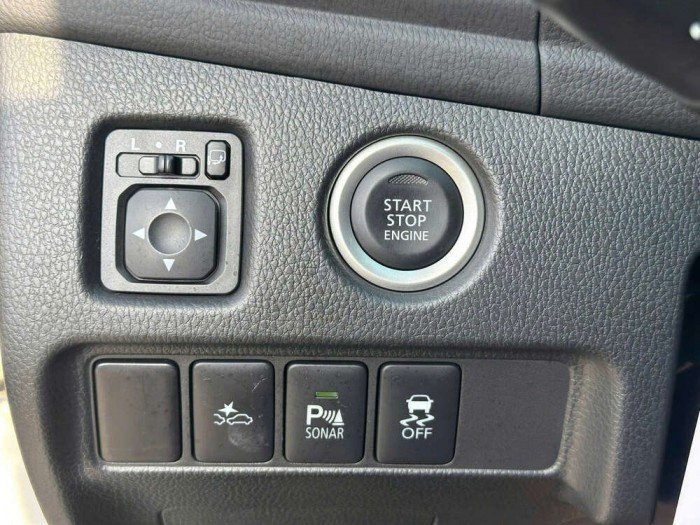 Pajero sport 2.4 4x4 4WD 2023 Pajero sport 2.4 4x4 4WD 2023