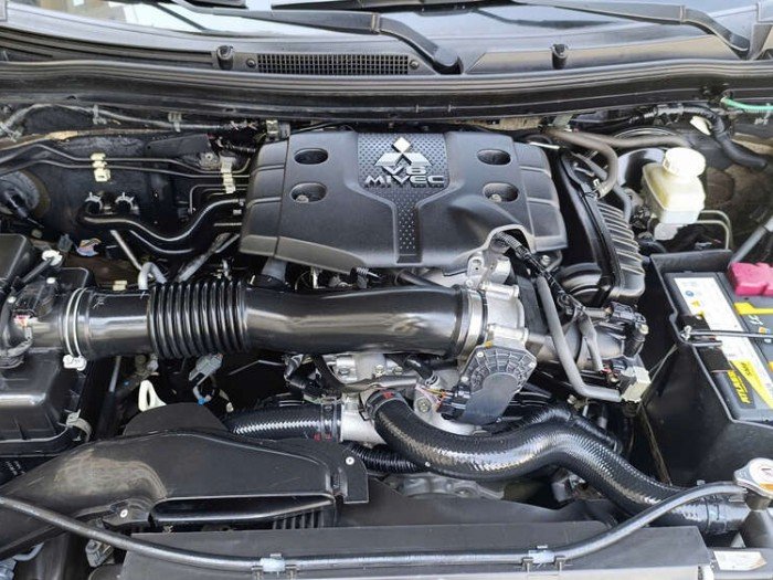 Pajero sport 3.0 4x4 2017 Pajero sport 3.0 4x4 2017