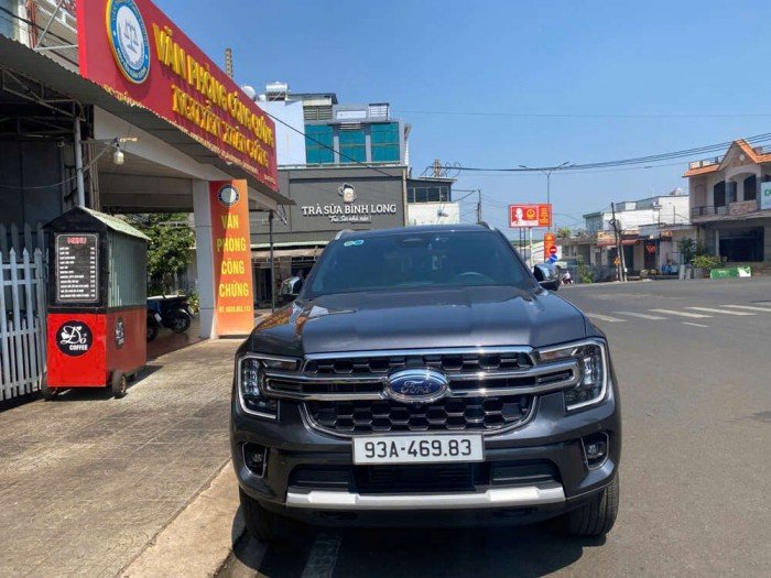 Ford Everest Titanium