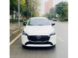 Mazda 2 Premium 2024 Mazda 2 Premium 2024