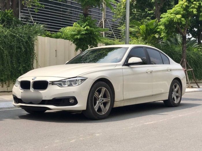 BMW 320i 2018 model 2019