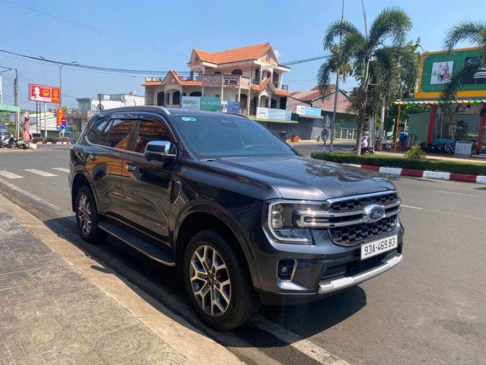 Ford Everest Titanium